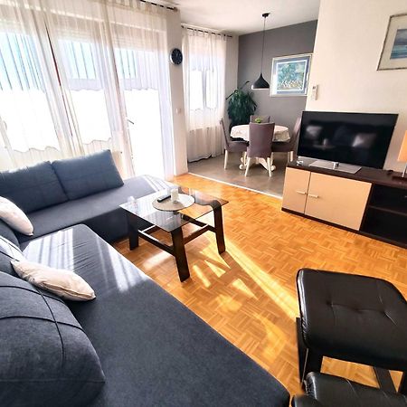 Lara'S Apartment ซาดาร์ ภายนอก รูปภาพ